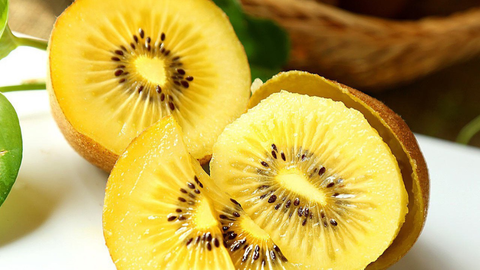 Được coi là loại quả "nhỏ mà có võ" nhưng ăn kiwi cần tuyệt đối nhớ 2 điều để tránh hại thân